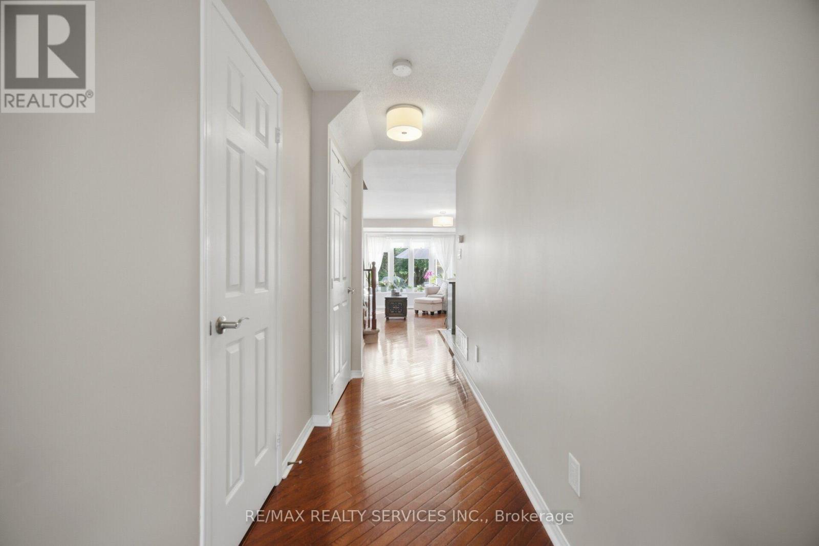 6 Harding Street, Halton Hills (Georgetown), Ontario  L7G 6B1 - Photo 10 - W13619520