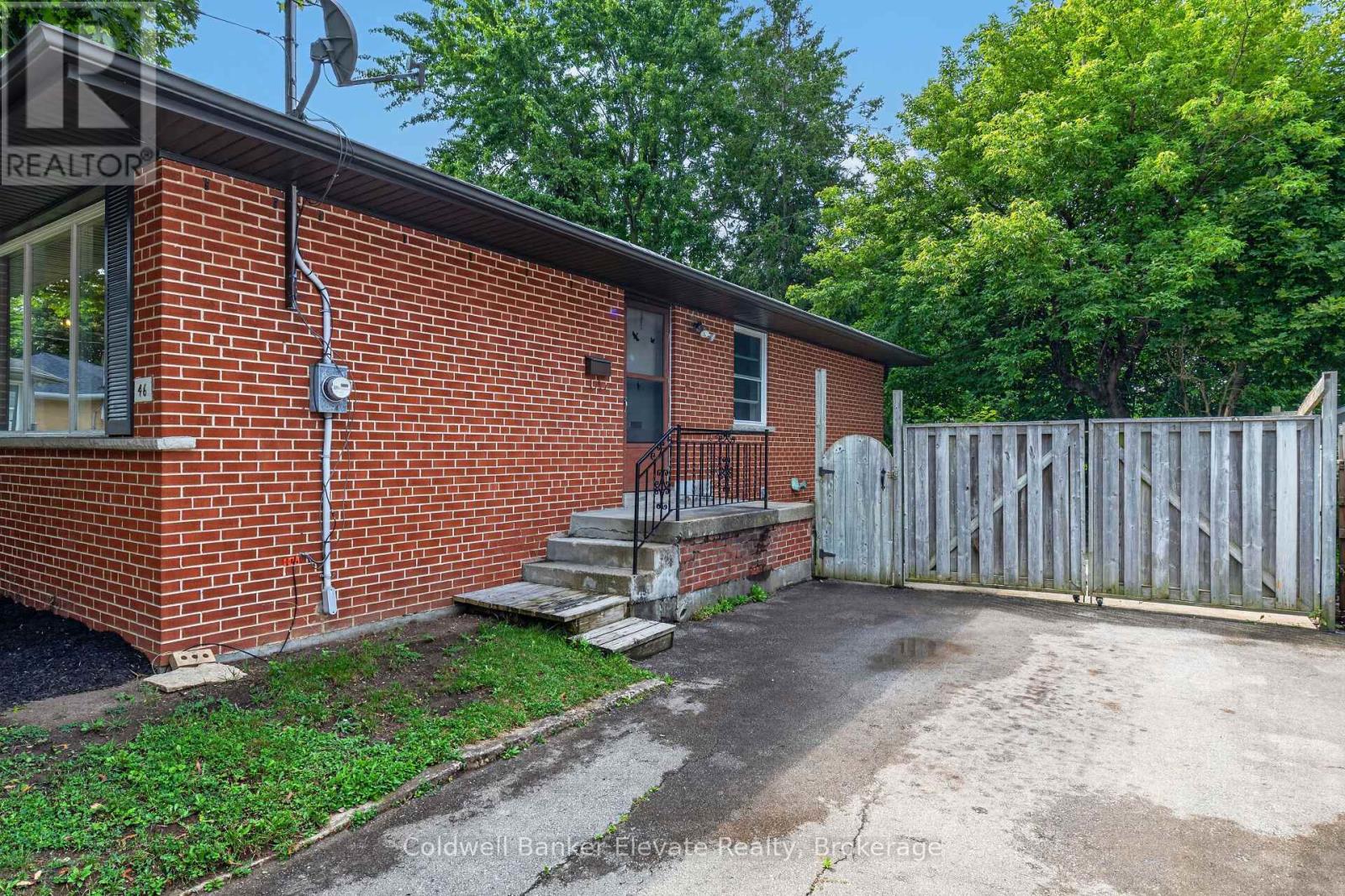 46 Mcintyre Crescent, Halton Hills (Georgetown), Ontario  L7G 1N3 - Photo 6 - W13620898