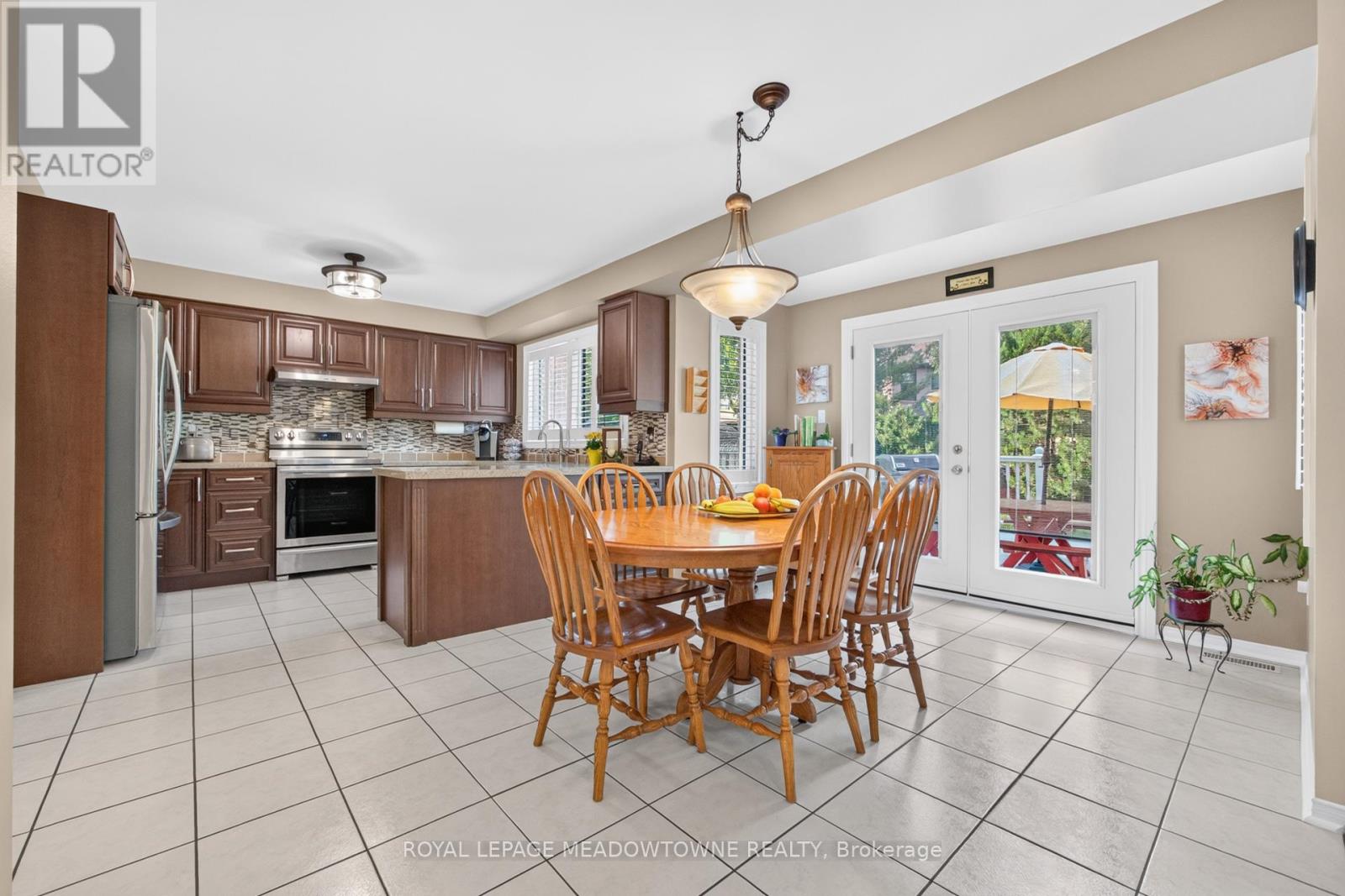 82 Miller Drive, Halton Hills (Georgetown), Ontario  L7G 5T2 - Photo 18 - W13621364