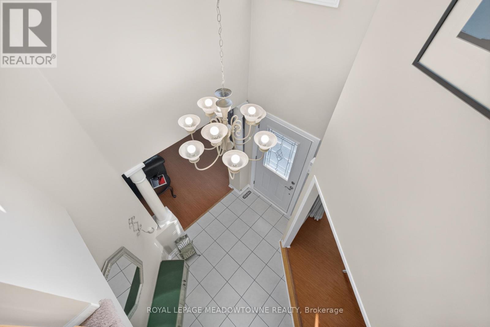 82 Miller Drive, Halton Hills (Georgetown), Ontario  L7G 5T2 - Photo 9 - W13621364