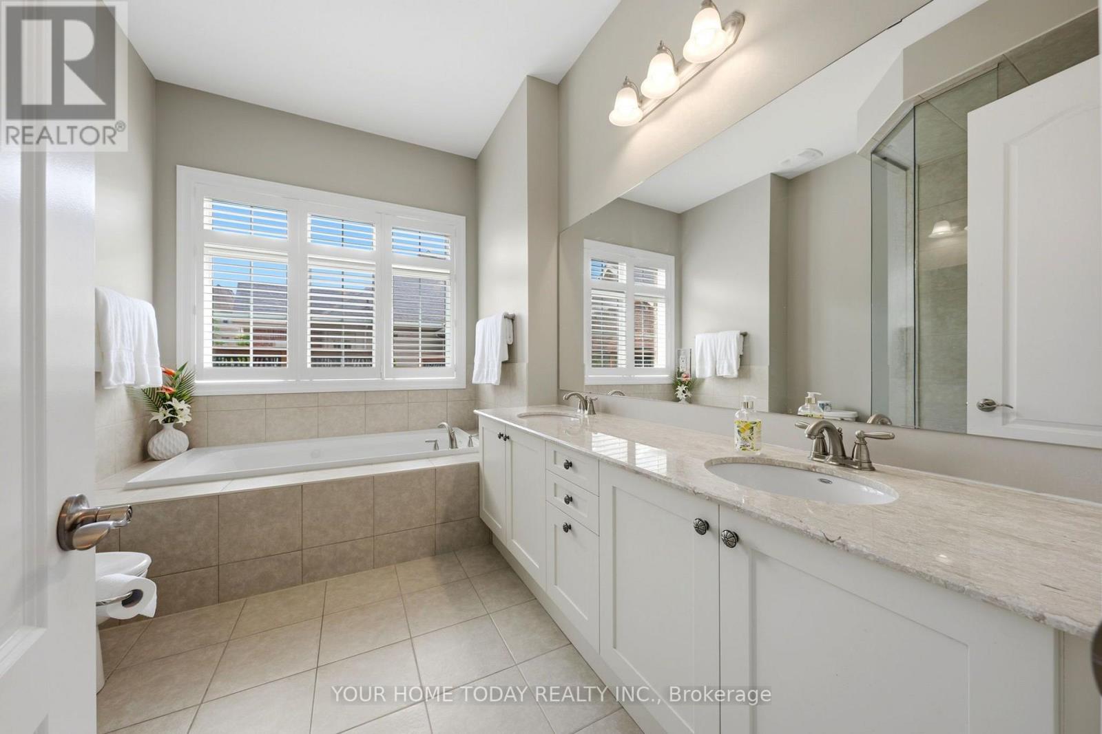 86 Barraclough Boulevard, Halton Hills (Glen Williams), Ontario  L7G 0E6 - Photo 20 - W13621884