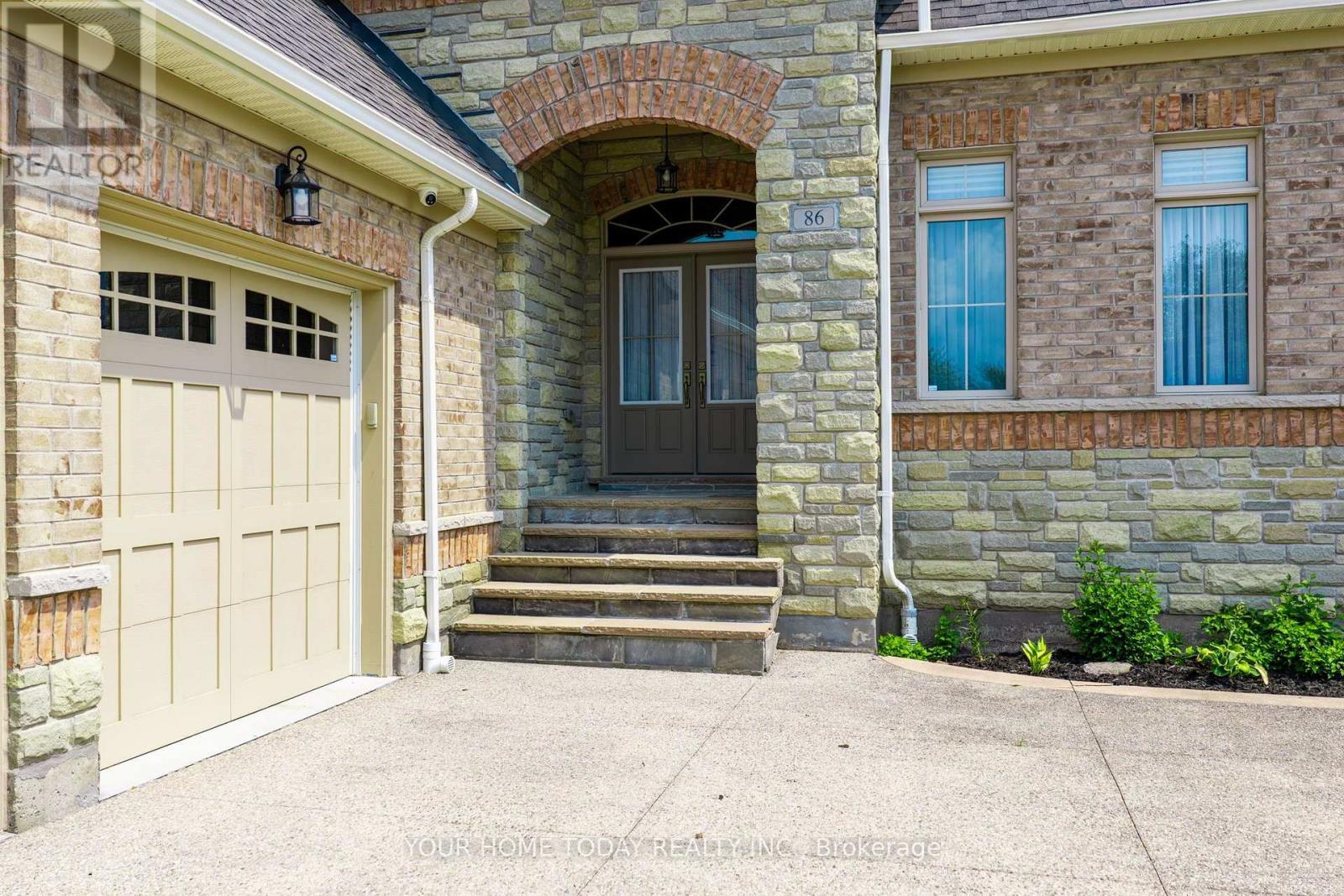 86 Barraclough Boulevard, Halton Hills (Glen Williams), Ontario  L7G 0E6 - Photo 5 - W13621884