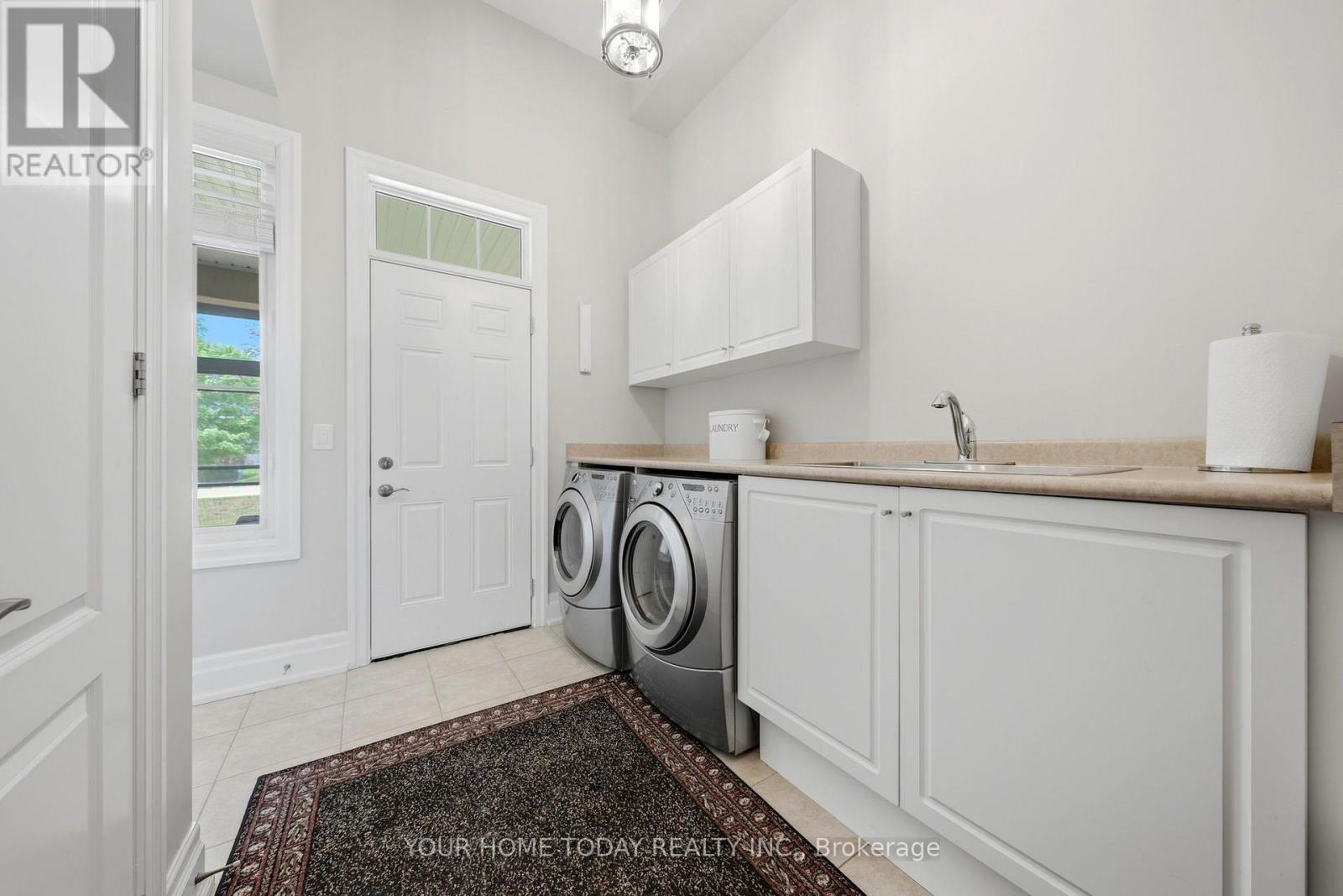 86 Barraclough Boulevard, Halton Hills (Glen Williams), Ontario  L7G 0E6 - Photo 8 - W13621884