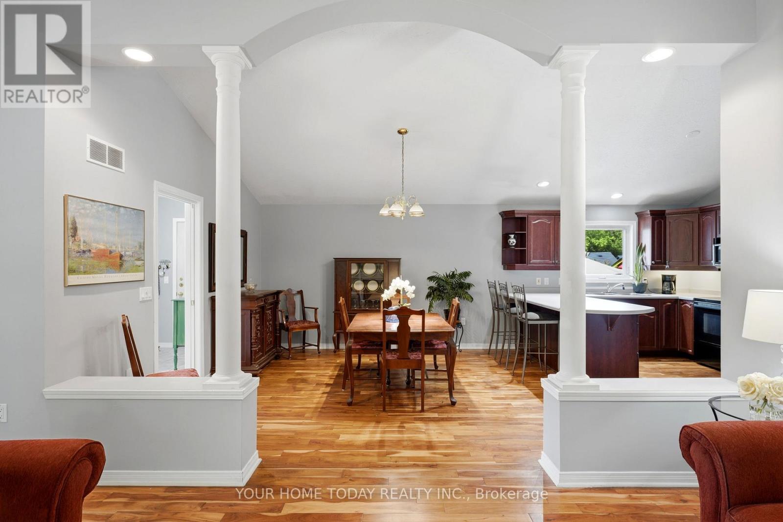 16 Normandy Boulevard, Halton Hills (Georgetown), Ontario  L7G 1W1 - Photo 12 - W13626256