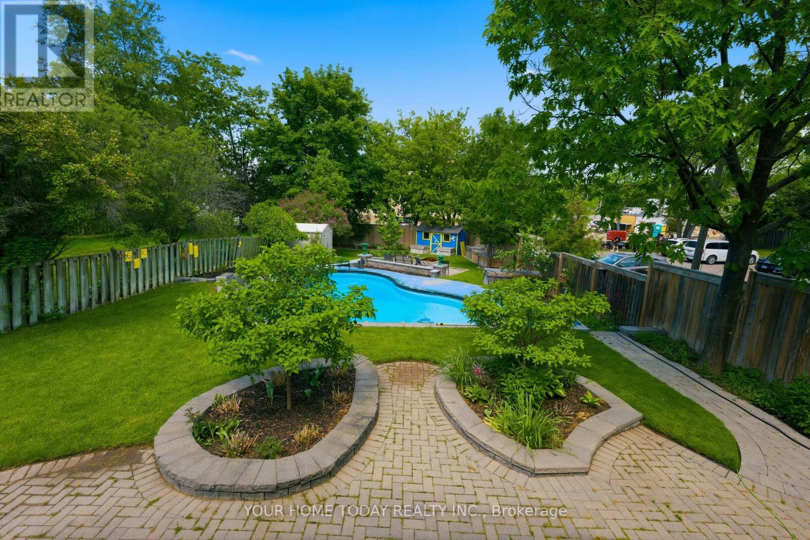 16 Normandy Boulevard, Halton Hills (Georgetown), Ontario  L7G 1W1 - Photo 25 - W13626256