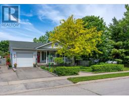 <div class="price">$899,900</div> 16 Normandy Boulevard, Halton Hills (Georgetown)<br><div style="margin-bottom:8px;"><small>Your Home Today Realty Inc.</small></div><div class='bed_bath'>3 Bed | 3 Bath</div>