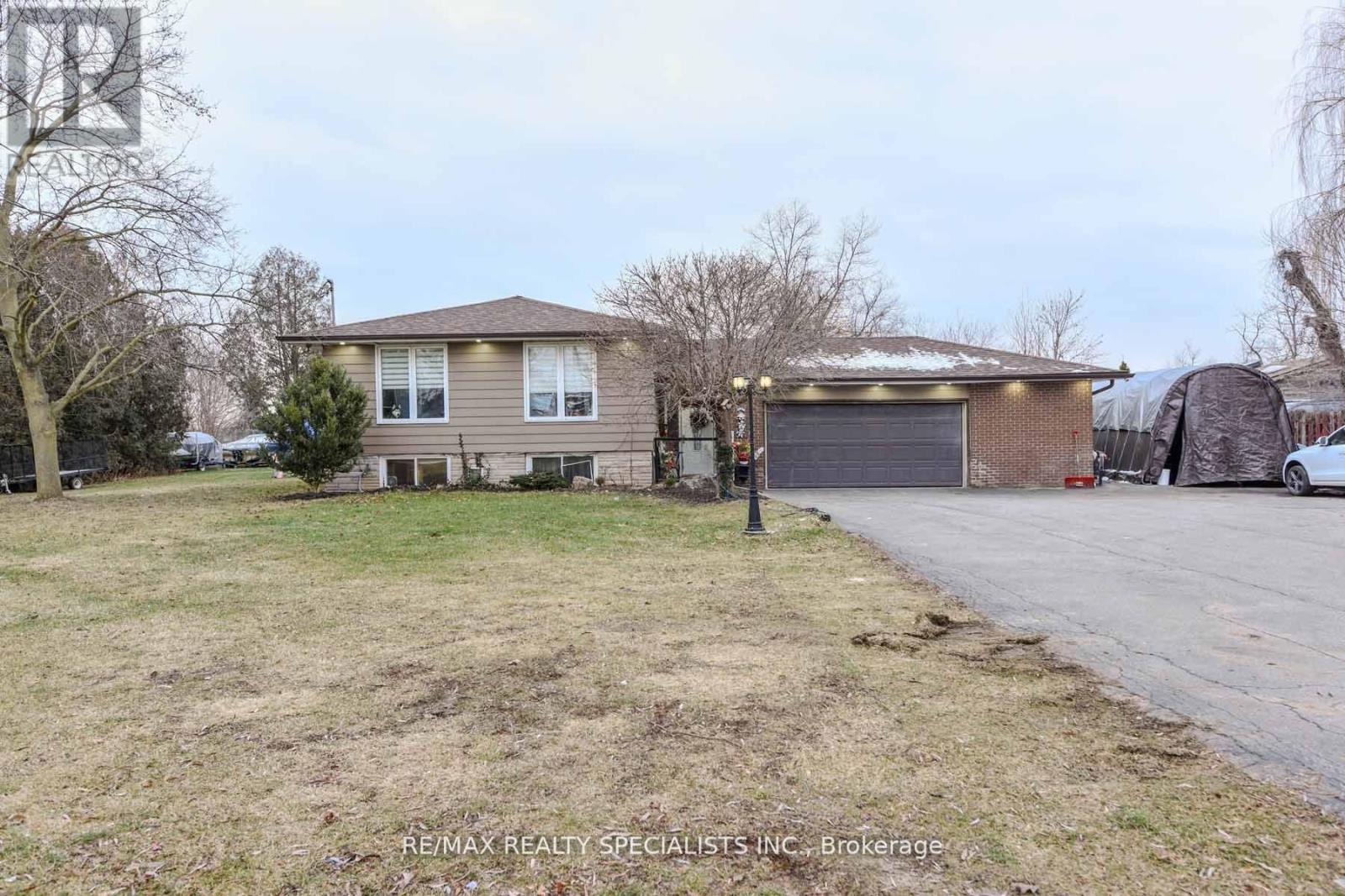 8136 Hornby Road, Halton Hills (Rural Halton Hills), Ontario  L0P 1E0 - Photo 1 - W13626834