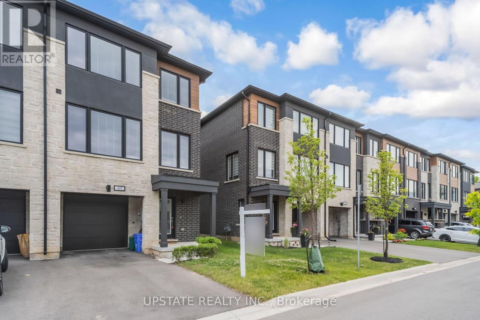45 Humberstone Drive, Halton Hills (Georgetown), Ontario  L7G 0P5 - Photo 2 - W13628772