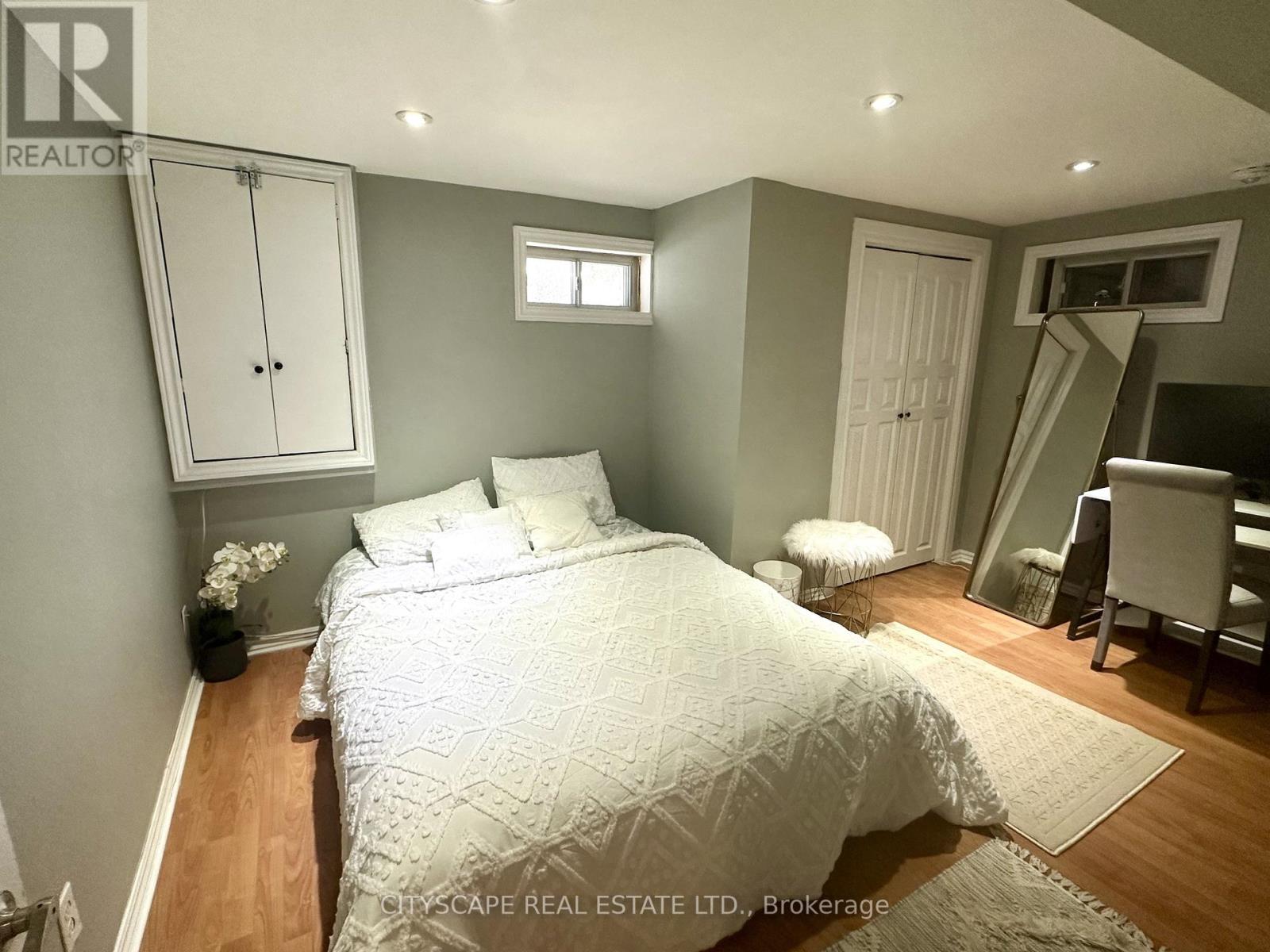 116 Rexway Drive E, Halton Hills (Georgetown), Ontario  L7G 1R6 - Photo 5 - W13630218