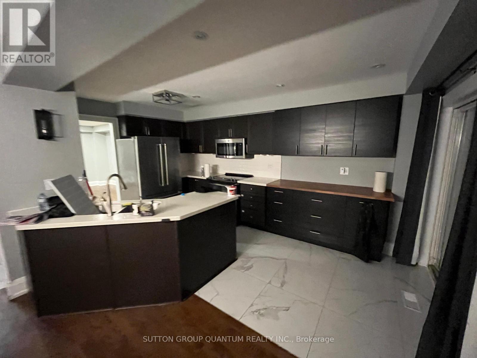 135 Mowat Crescent, Halton Hills (Georgetown), Ontario  L7G 6A8 - Photo 17 - W13630900