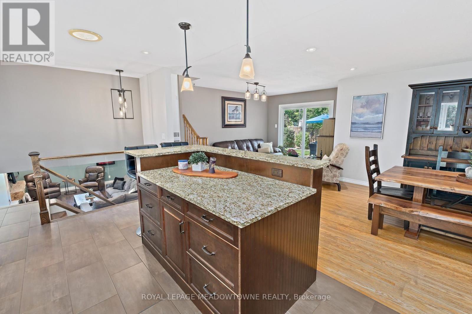 33 Fagan Drive, Halton Hills (Georgetown), Ontario  L7G 4P4 - Photo 16 - W13628882