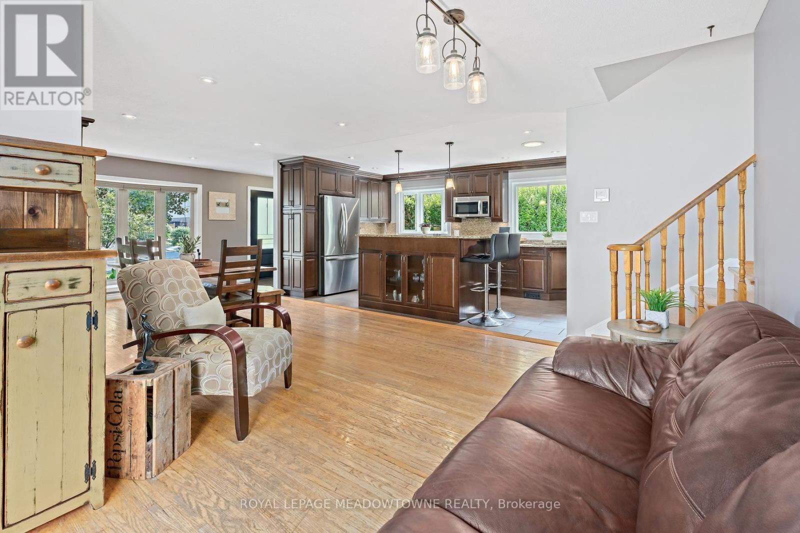 33 Fagan Drive, Halton Hills (Georgetown), Ontario  L7G 4P4 - Photo 19 - W13628882