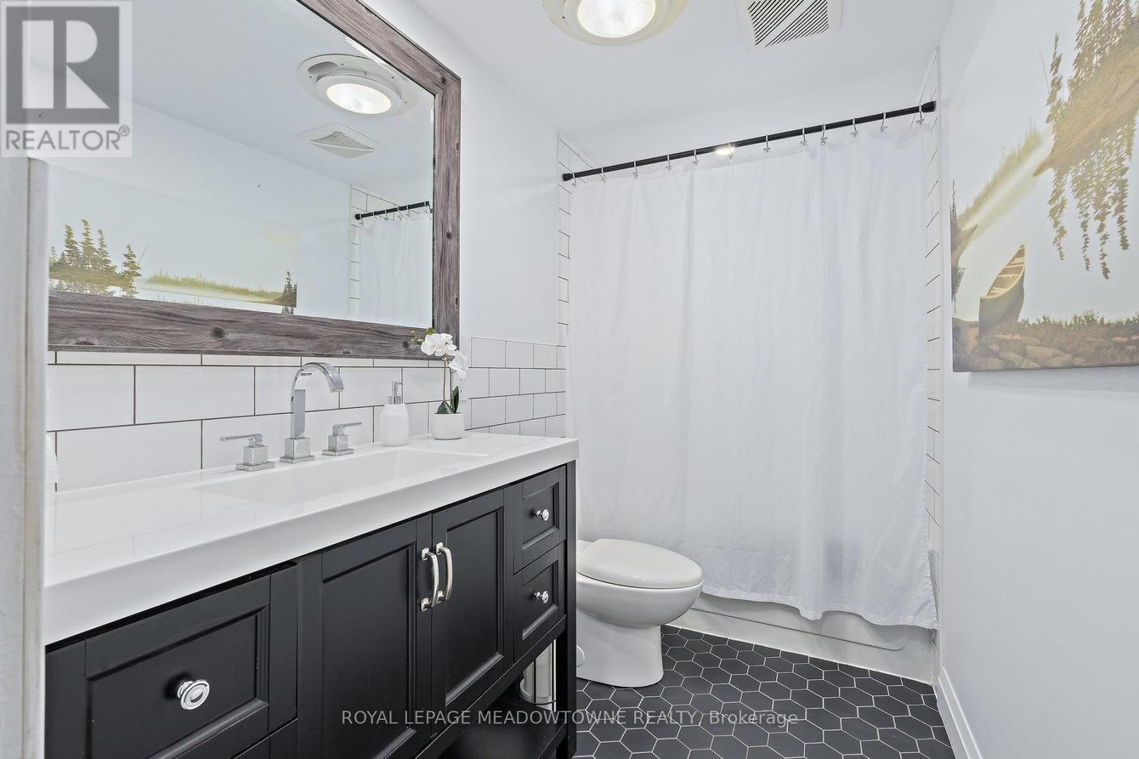 33 Fagan Drive, Halton Hills (Georgetown), Ontario  L7G 4P4 - Photo 27 - W13628882