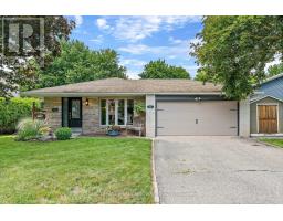 <div class="price">$1,150,000</div> 33 Fagan Drive, Halton Hills (Georgetown)<br><div style="margin-bottom:8px;"><small>Royal LePage Meadowtowne Realty</small></div><div class='bed_bath'>3 Bed | 3 Bath</div>