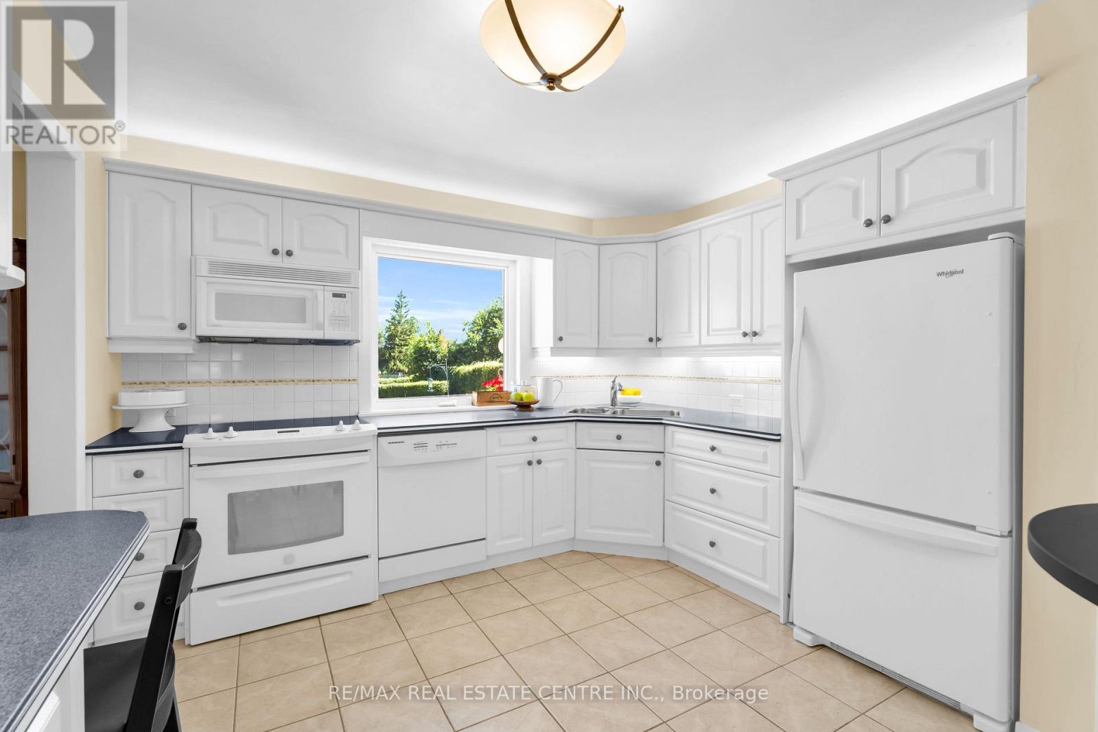 357 Delrex Boulevard, Halton Hills (Georgetown), Ontario  L7G 4H6 - Photo 25 - W13632814