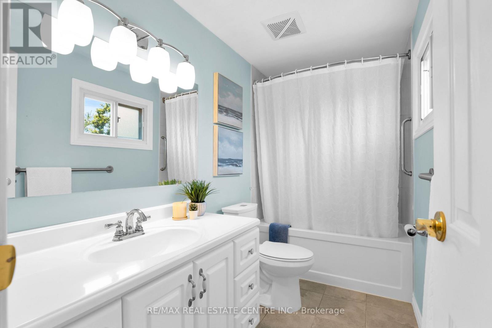357 Delrex Boulevard, Halton Hills (Georgetown), Ontario  L7G 4H6 - Photo 36 - W13632814