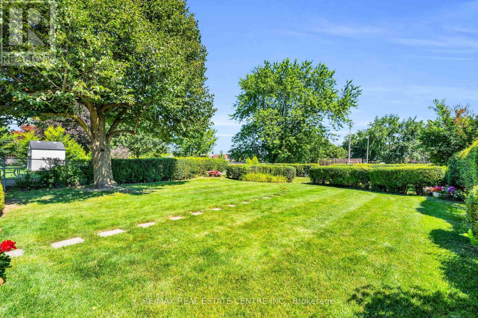 357 Delrex Boulevard, Halton Hills (Georgetown), Ontario  L7G 4H6 - Photo 44 - W13632814