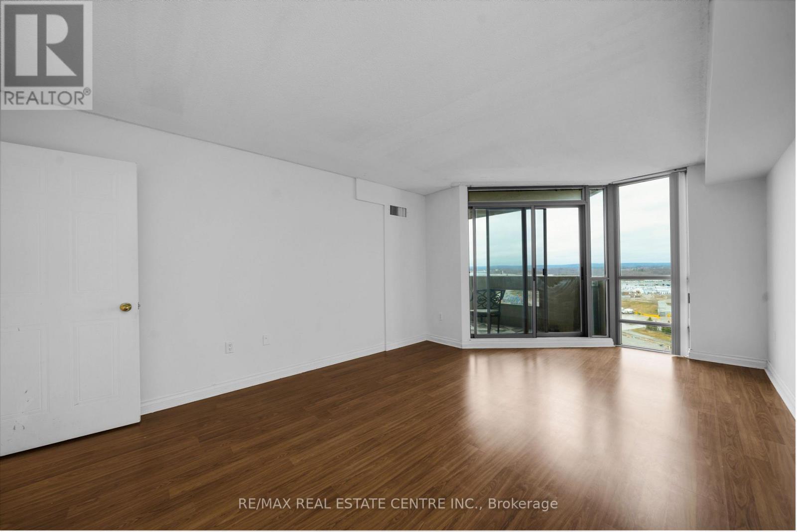 1504 - 20 Mcfarlane Drive, Halton Hills (Georgetown), Ontario  L7G 5J8 - Photo 11 - W13632846