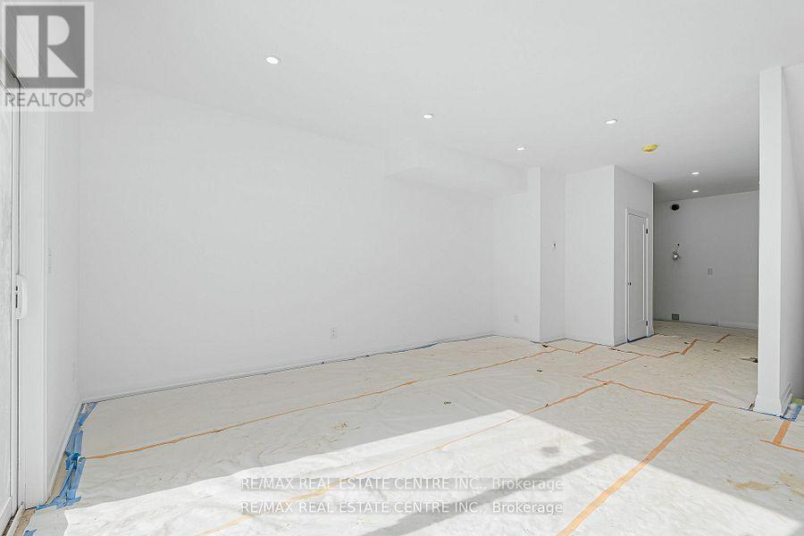 19 James Street, Halton Hills (Georgetown), Ontario  L7G 2H2 - Photo 15 - W13633272