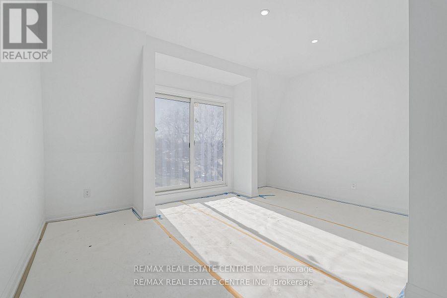 19 James Street, Halton Hills (Georgetown), Ontario  L7G 2H2 - Photo 29 - W13633272