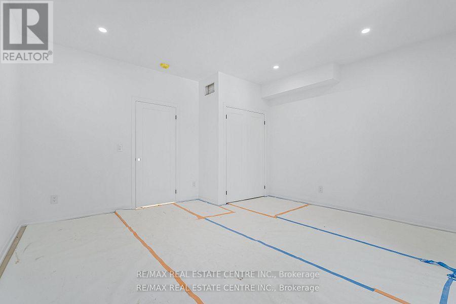 19 James Street, Halton Hills (Georgetown), Ontario  L7G 2H2 - Photo 33 - W13633272