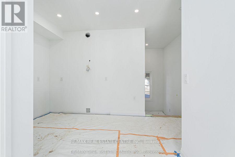 19 James Street, Halton Hills (Georgetown), Ontario  L7G 2H2 - Photo 8 - W13633272