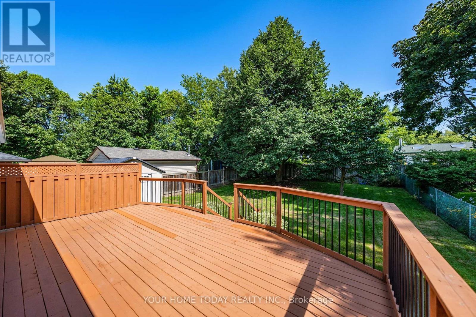 17 Carole Street, Halton Hills (Georgetown), Ontario  L7G 5B4 - Photo 35 - W13633874