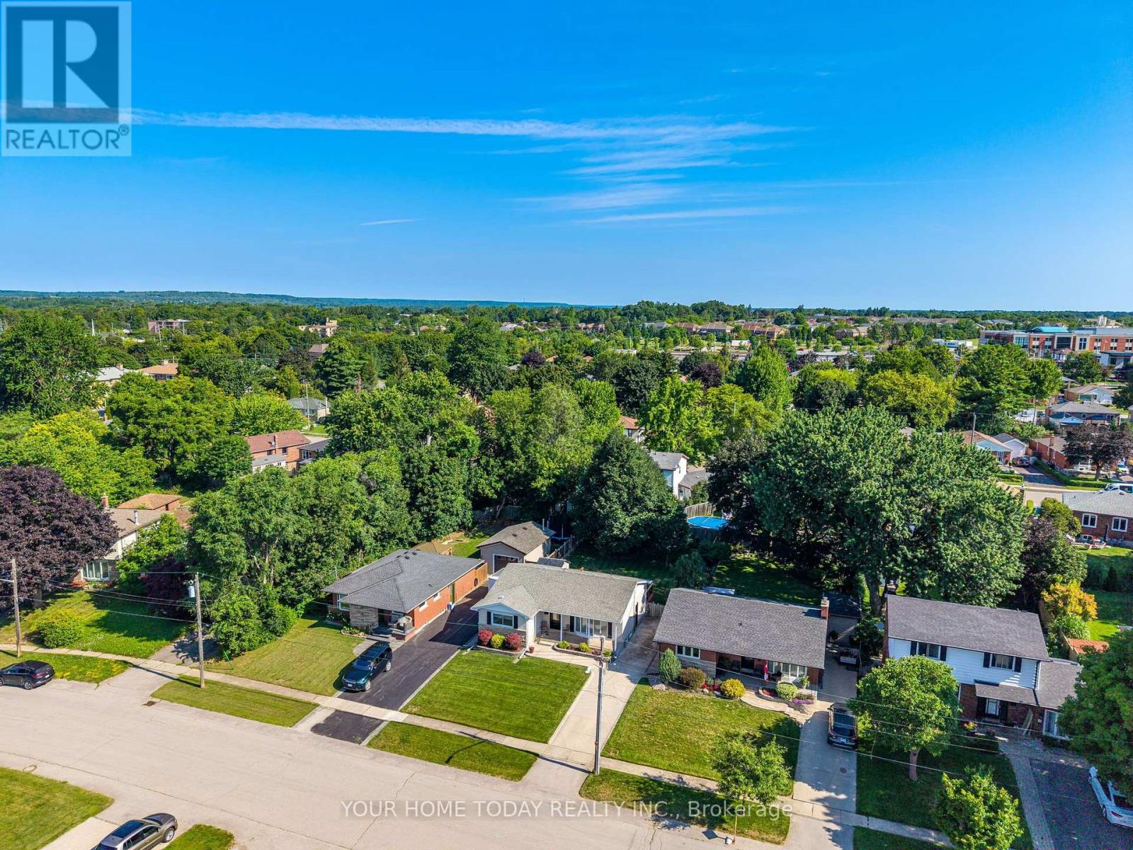 17 Carole Street, Halton Hills (Georgetown), Ontario  L7G 5B4 - Photo 44 - W13633874