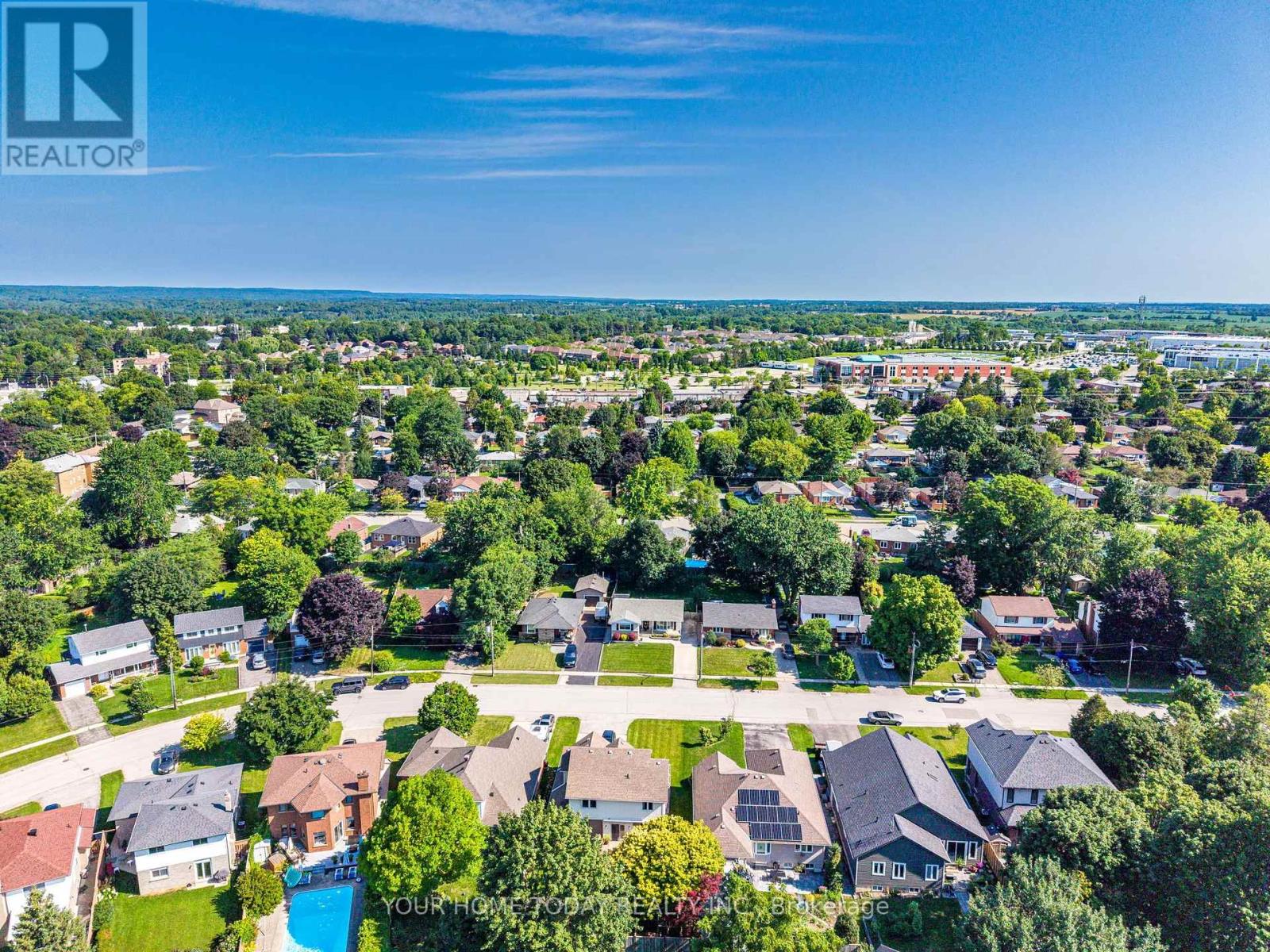 17 Carole Street, Halton Hills (Georgetown), Ontario  L7G 5B4 - Photo 45 - W13633874