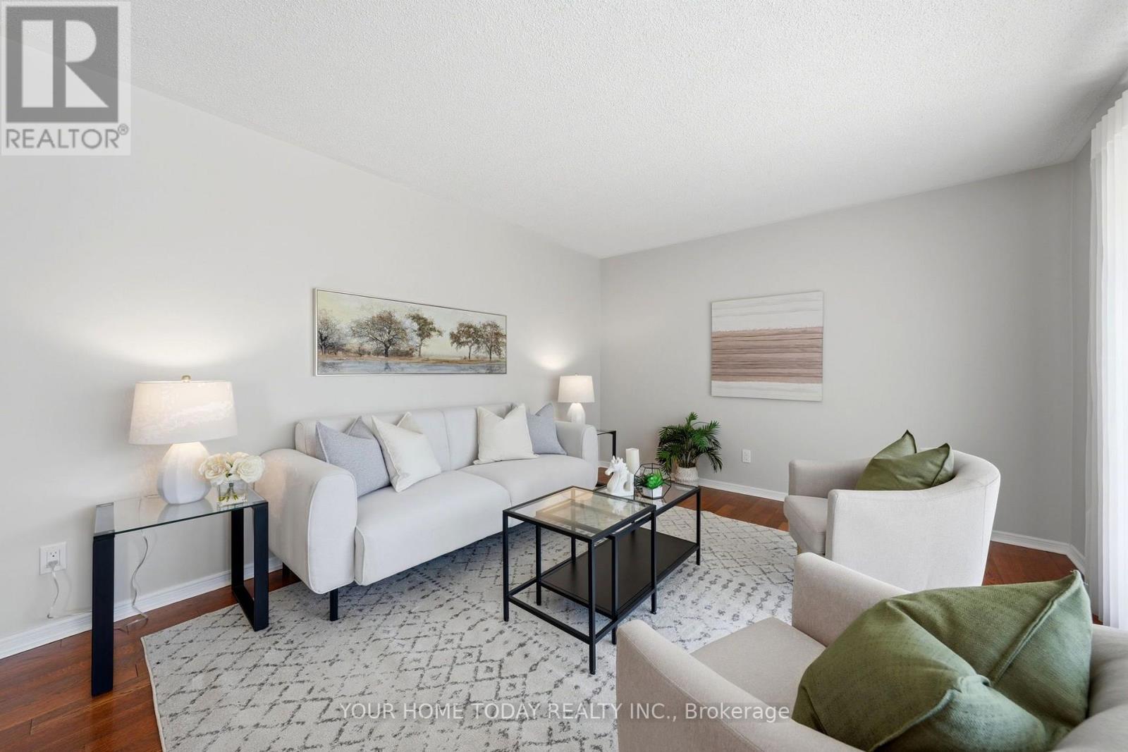 17 Carole Street, Halton Hills (Georgetown), Ontario  L7G 5B4 - Photo 7 - W13633874
