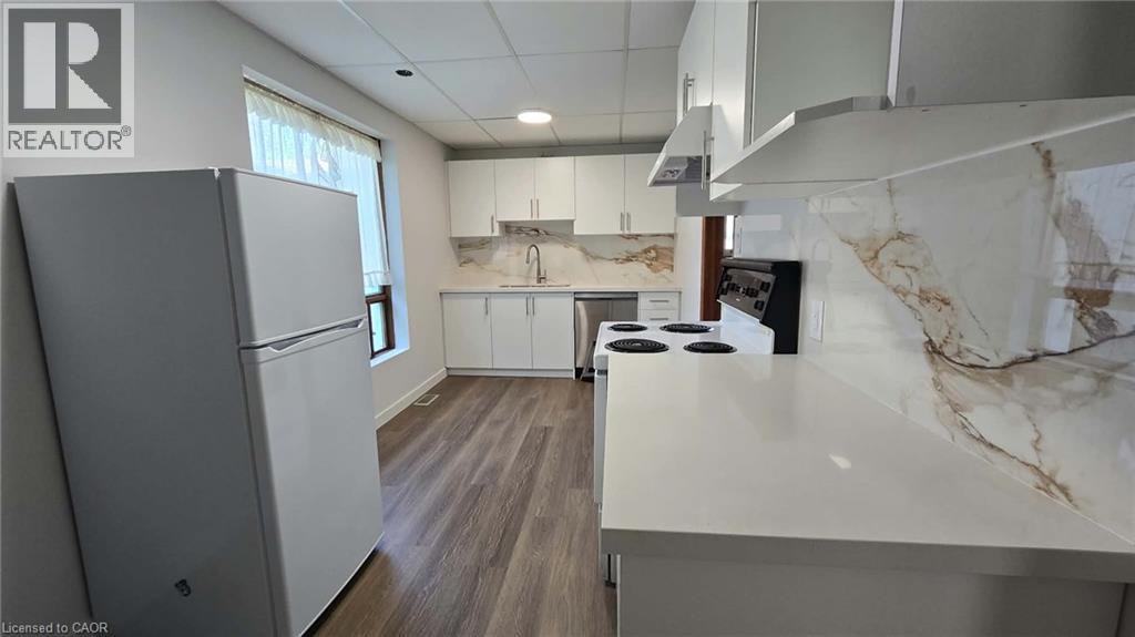 143 Confederation Street, Halton Hills, Ontario  L7G 3S3 - Photo 10 - 40851149