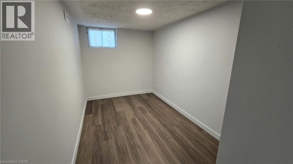 143 Confederation Street, Halton Hills, Ontario  L7G 3S3 - Photo 15 - 40851149