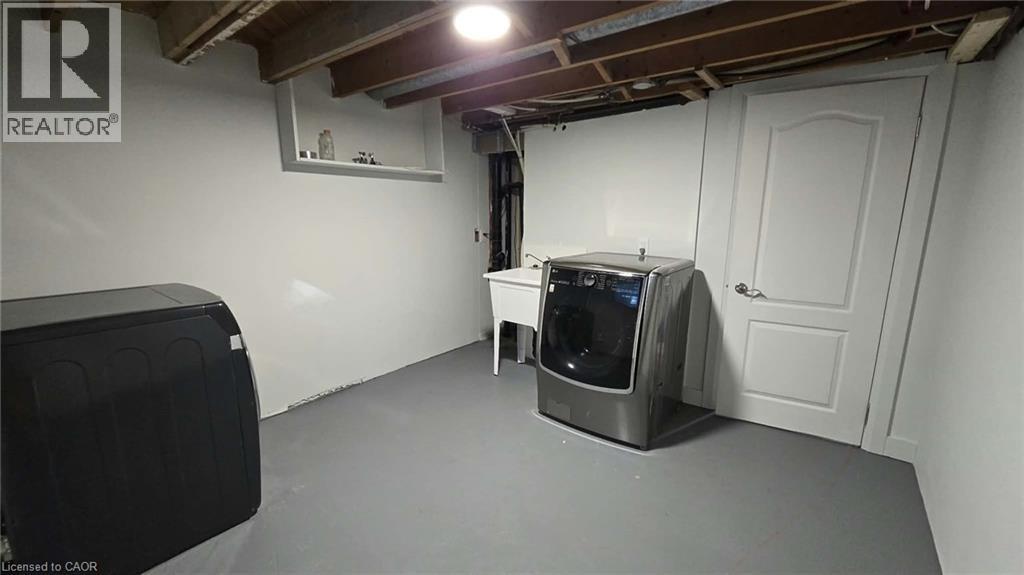 143 Confederation Street, Halton Hills, Ontario  L7G 3S3 - Photo 20 - 40851149