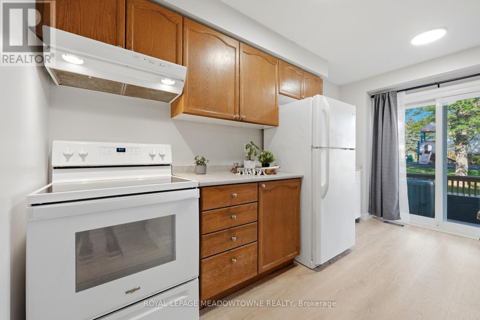 3 Brian Lane, Halton Hills (Georgetown), Ontario  L7G 5L7 - Photo 14 - W13634642