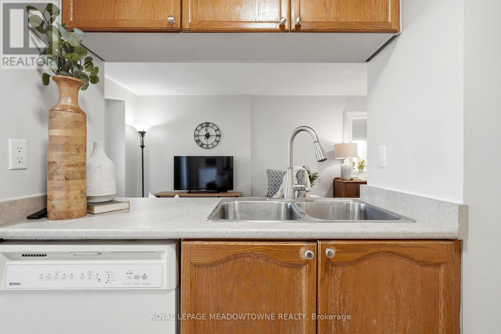 3 Brian Lane, Halton Hills (Georgetown), Ontario  L7G 5L7 - Photo 15 - W13634642