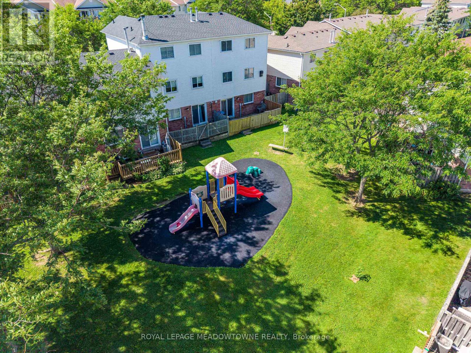 3 Brian Lane, Halton Hills (Georgetown), Ontario  L7G 5L7 - Photo 35 - W13634642