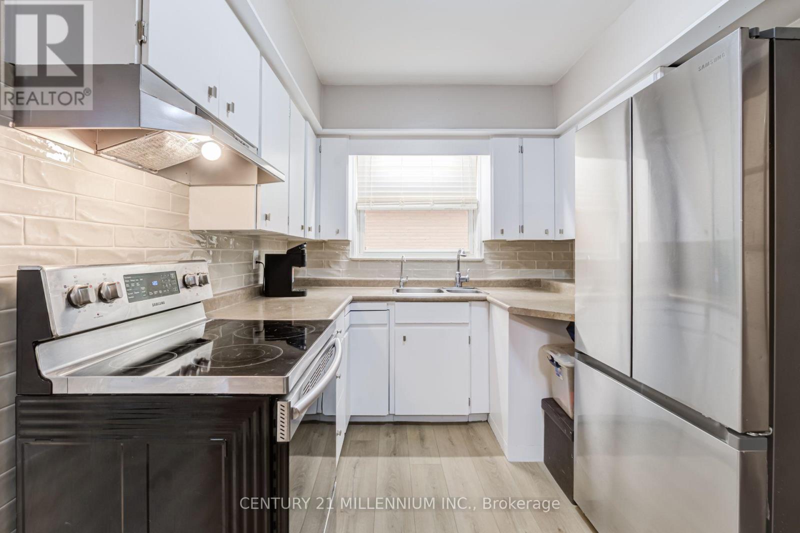 44 Byron Street, Halton Hills (Georgetown), Ontario  L7G 3W7 - Photo 8 - W13635238