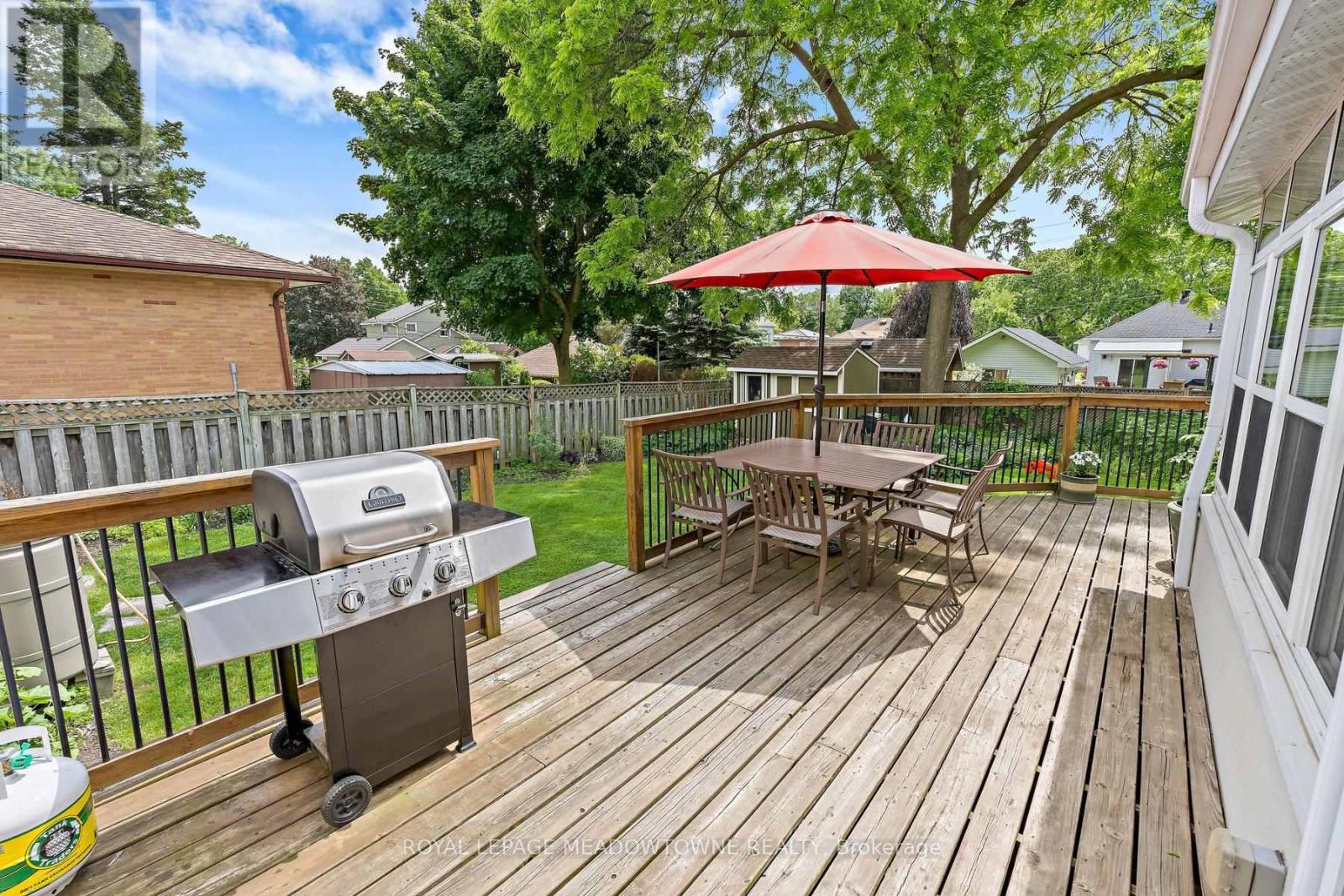 30 Victoria Street, Halton Hills (Georgetown), Ontario  L7G 3N6 - Photo 25 - W13639274