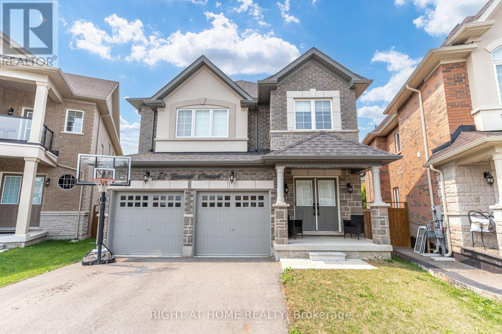 51 Rosewell Crescent, Halton Hills (Georgetown), Ontario  L7G 0N4 - Photo 1 - W13639546