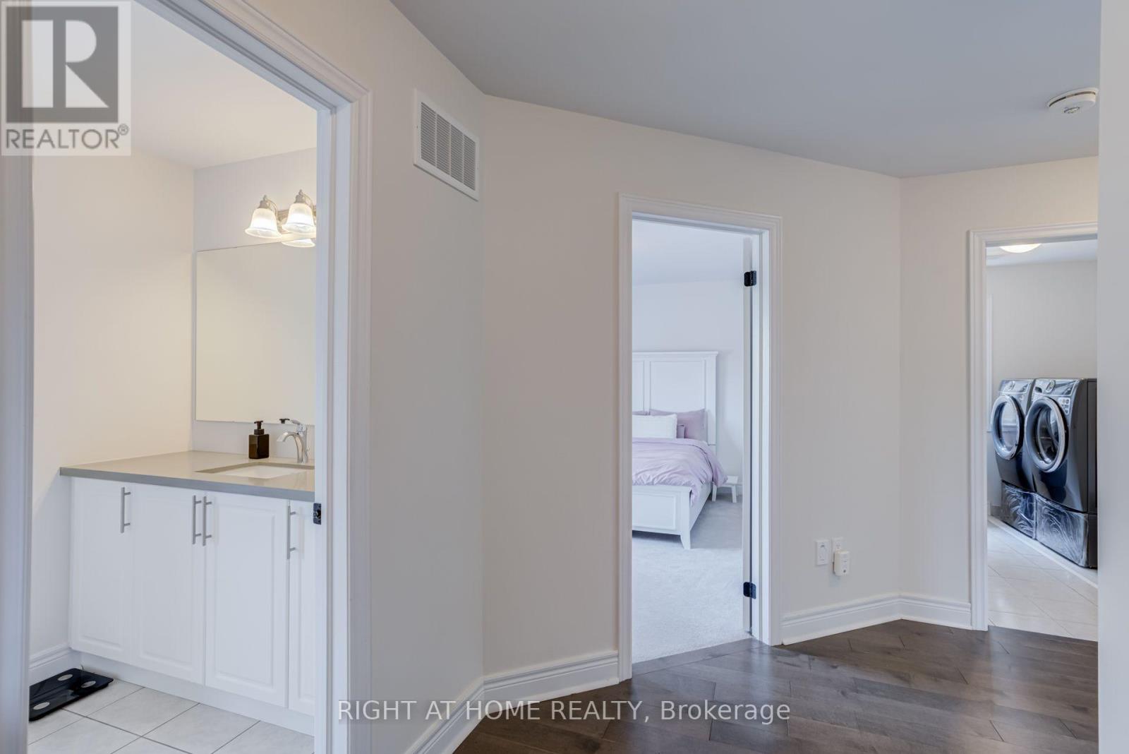 51 Rosewell Crescent, Halton Hills (Georgetown), Ontario  L7G 0N4 - Photo 24 - W13639546