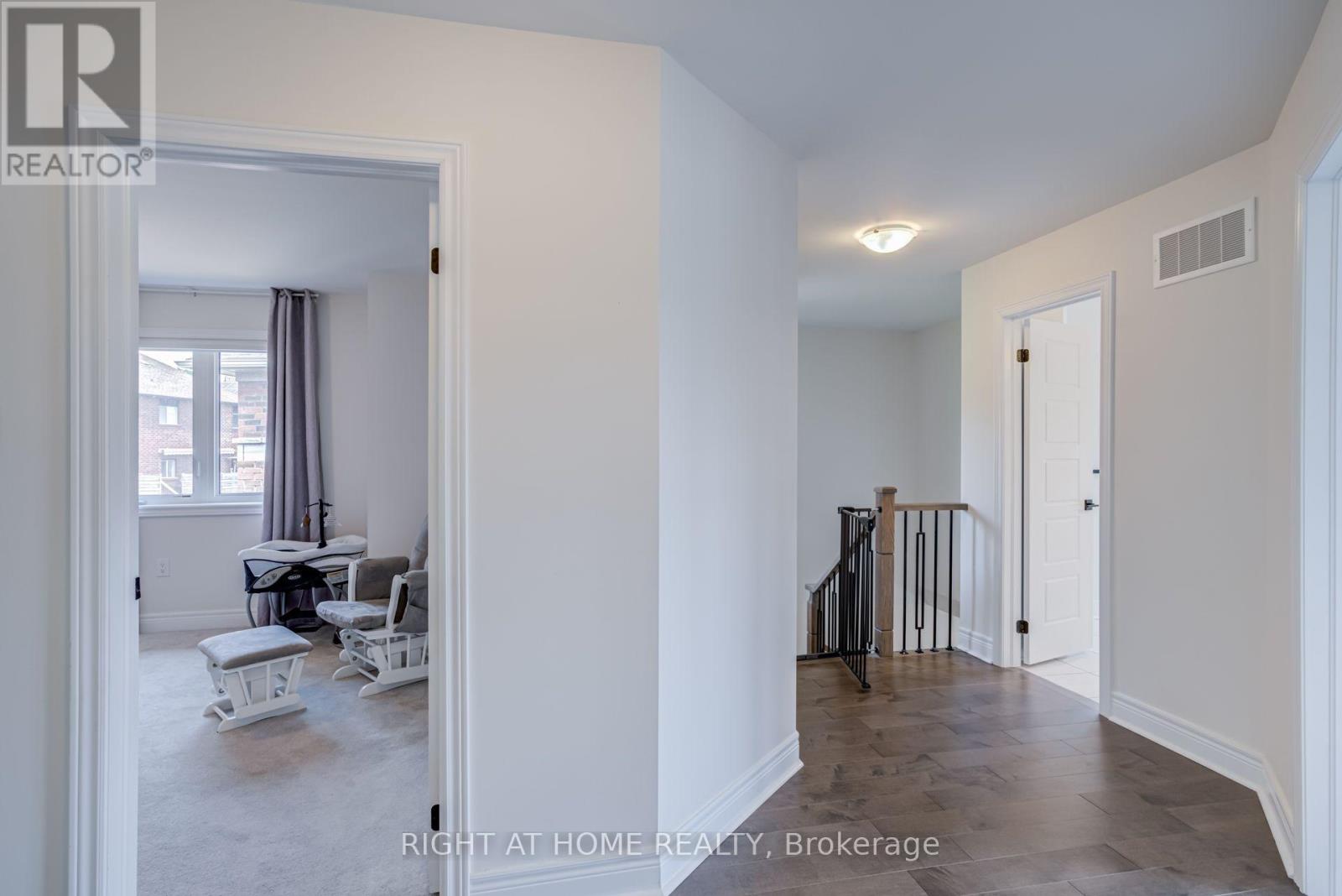 51 Rosewell Crescent, Halton Hills (Georgetown), Ontario  L7G 0N4 - Photo 25 - W13639546
