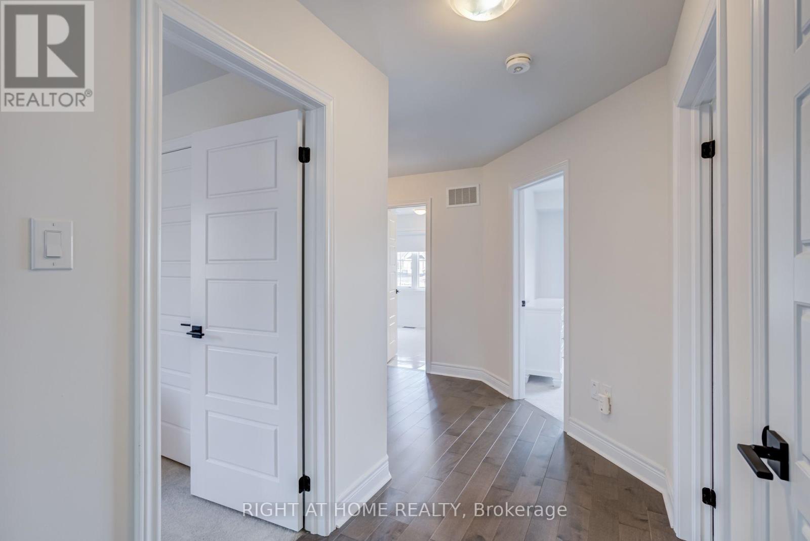 51 Rosewell Crescent, Halton Hills (Georgetown), Ontario  L7G 0N4 - Photo 26 - W13639546