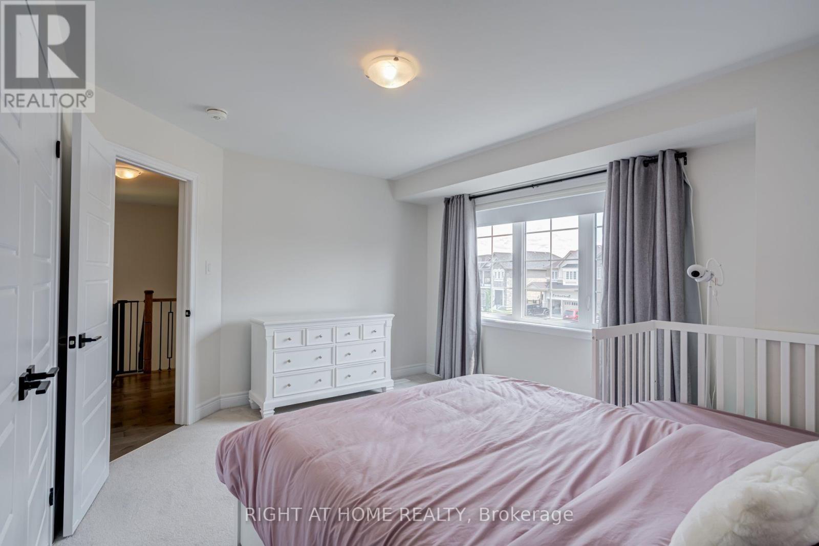 51 Rosewell Crescent, Halton Hills (Georgetown), Ontario  L7G 0N4 - Photo 37 - W13639546