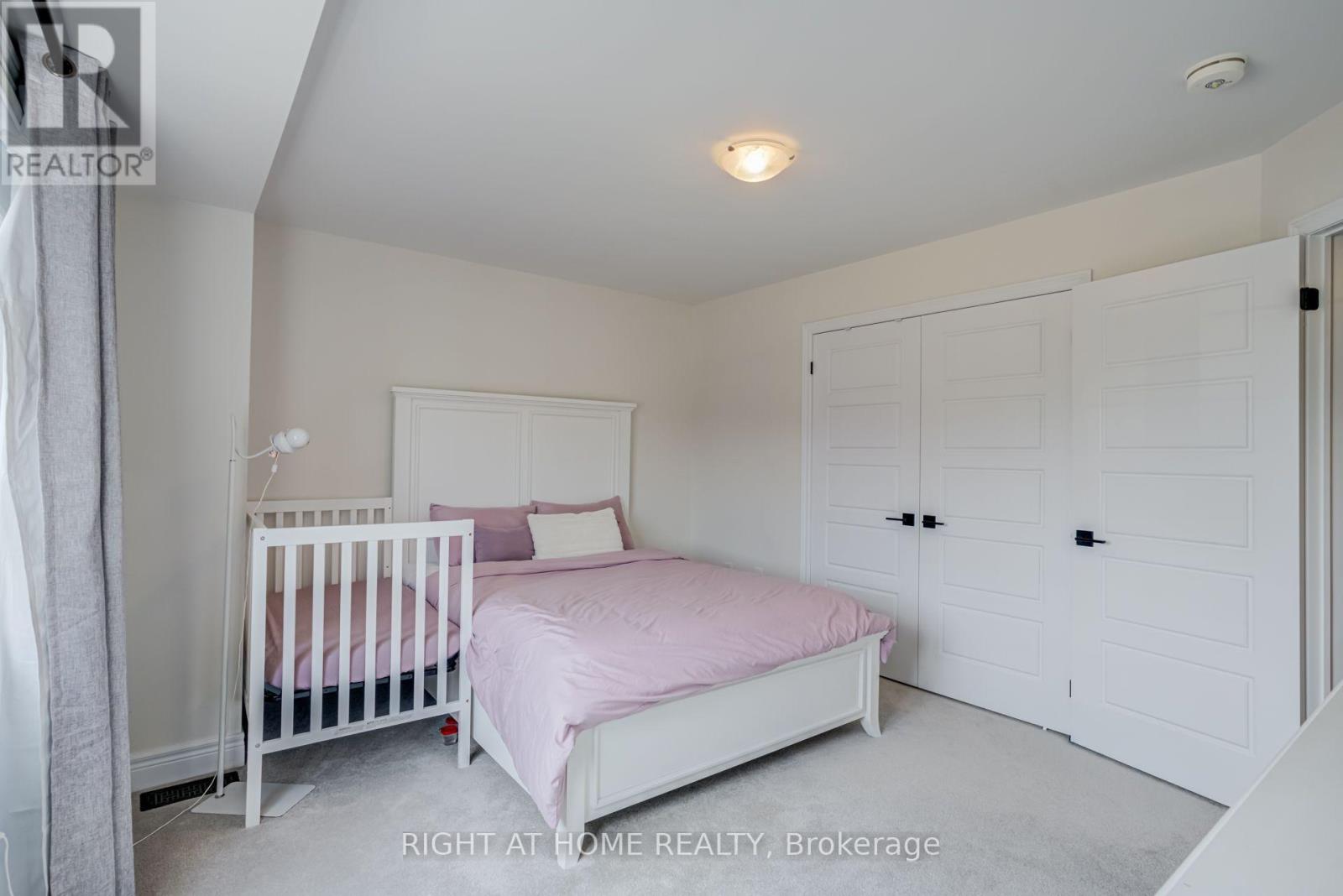 51 Rosewell Crescent, Halton Hills (Georgetown), Ontario  L7G 0N4 - Photo 38 - W13639546