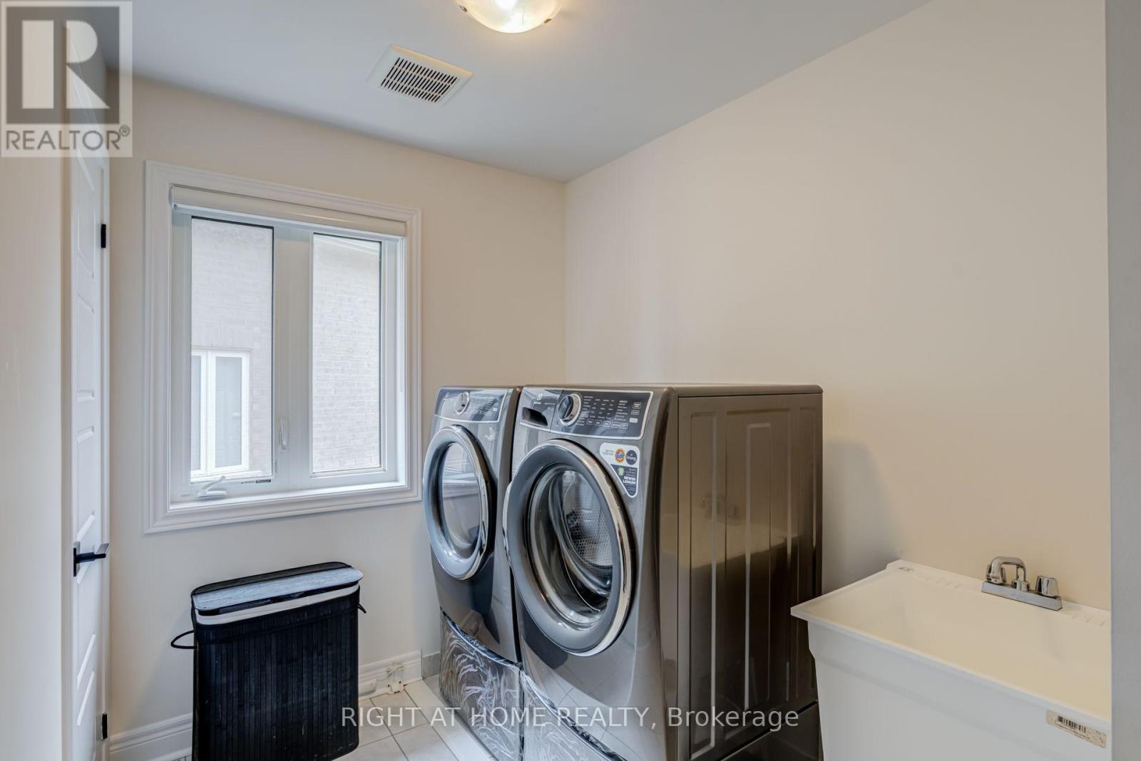 51 Rosewell Crescent, Halton Hills (Georgetown), Ontario  L7G 0N4 - Photo 44 - W13639546