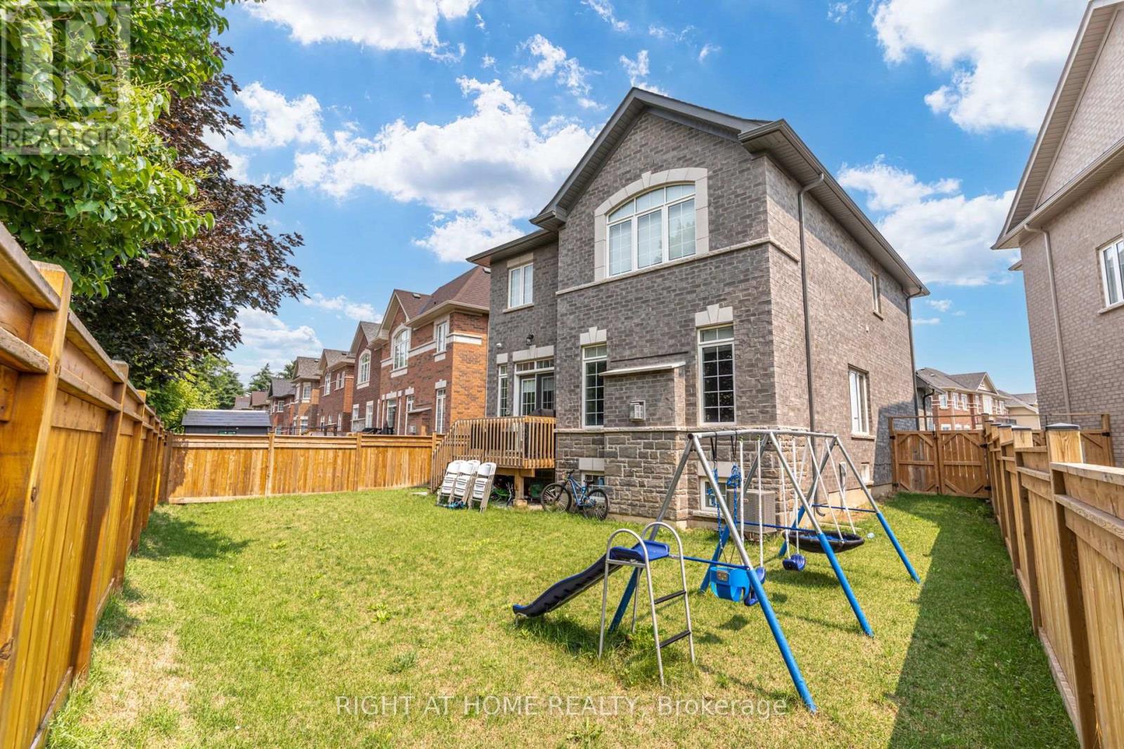 51 Rosewell Crescent, Halton Hills (Georgetown), Ontario  L7G 0N4 - Photo 48 - W13639546