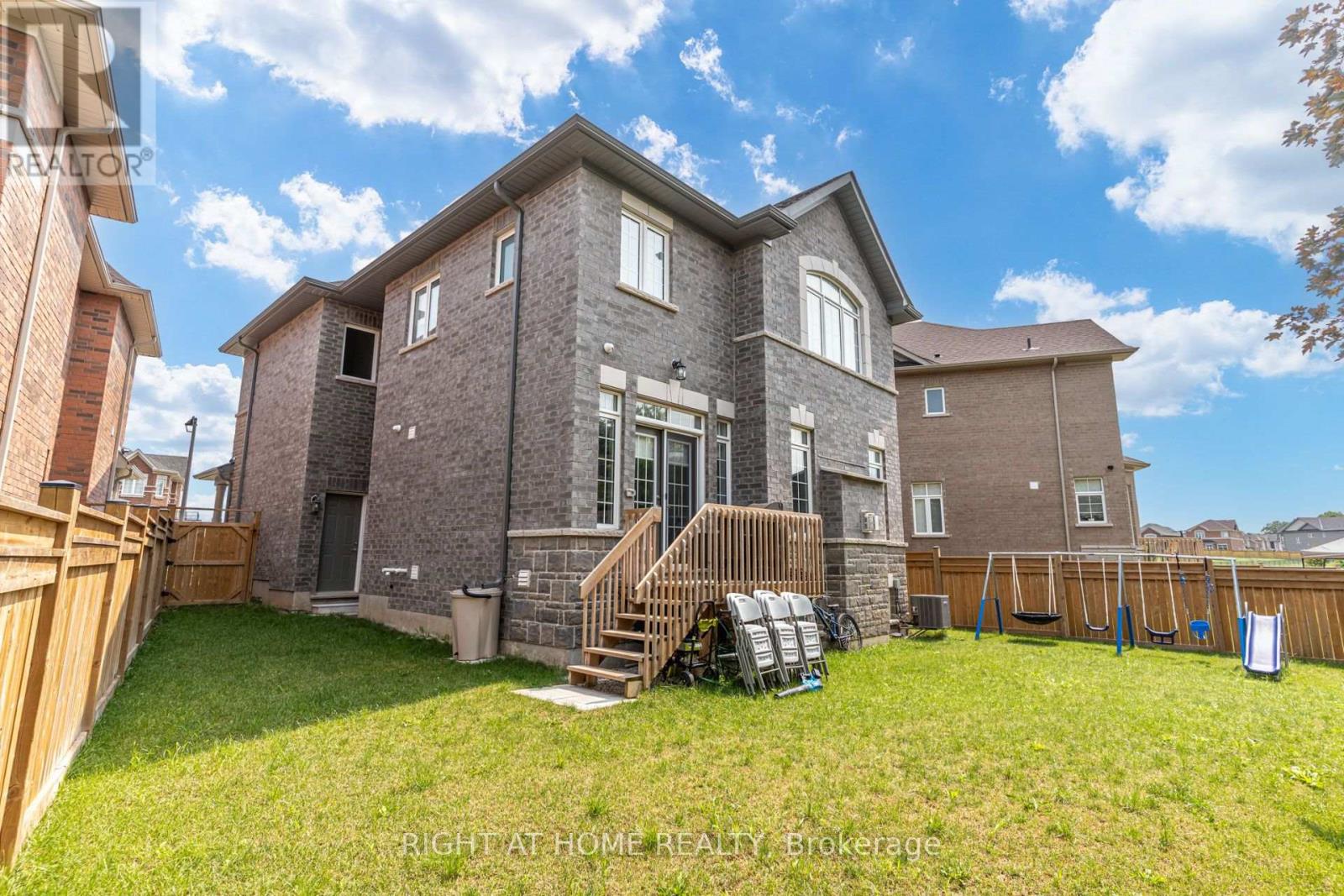 51 Rosewell Crescent, Halton Hills (Georgetown), Ontario  L7G 0N4 - Photo 49 - W13639546