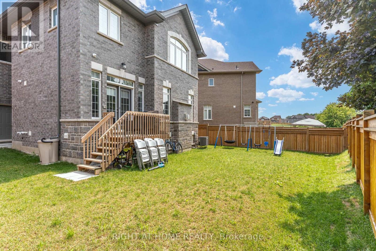 51 Rosewell Crescent, Halton Hills (Georgetown), Ontario  L7G 0N4 - Photo 50 - W13639546