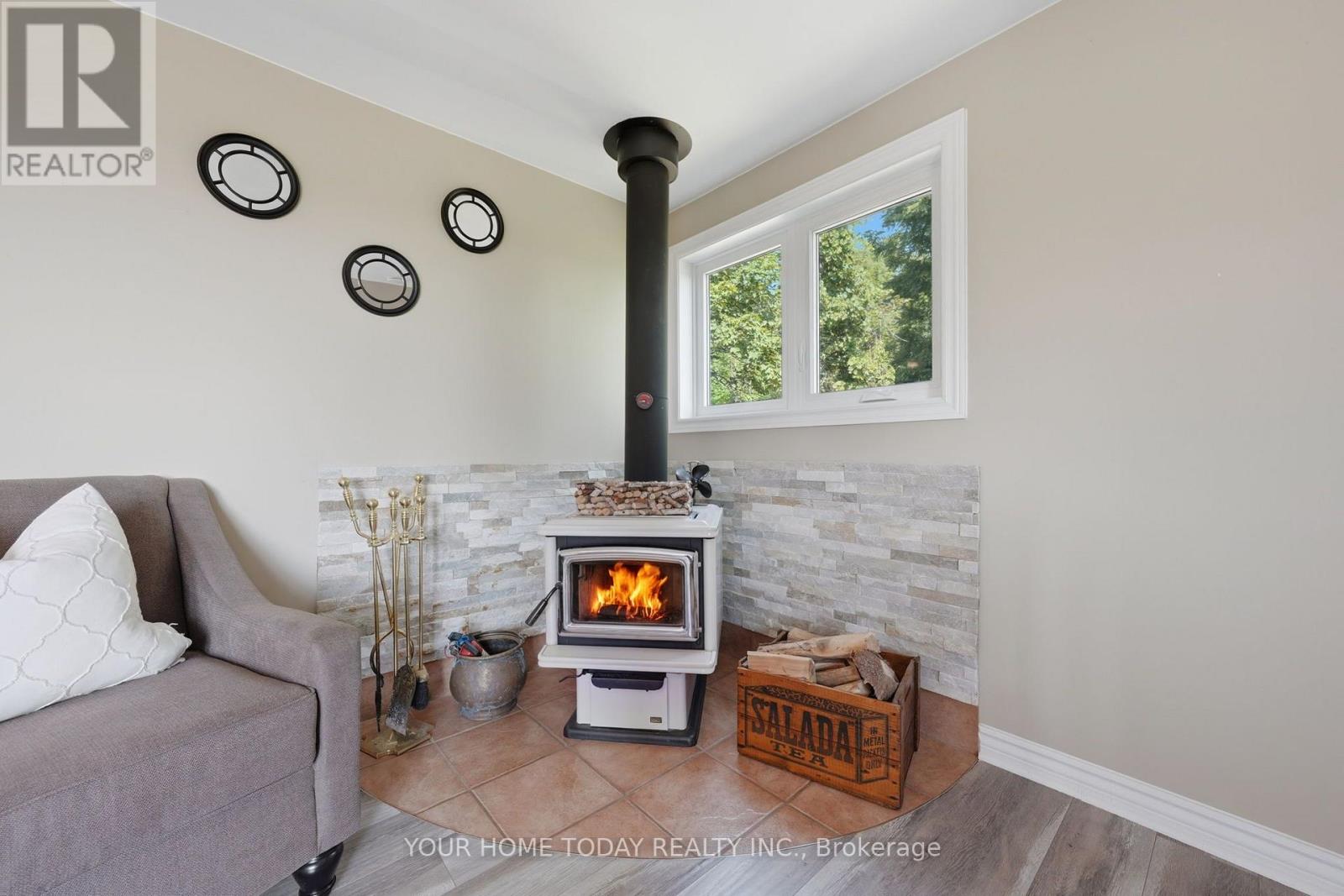 15585 Clayhill Road, Halton Hills (Rural Halton Hills), Ontario  L7G 4S8 - Photo 12 - W13640094