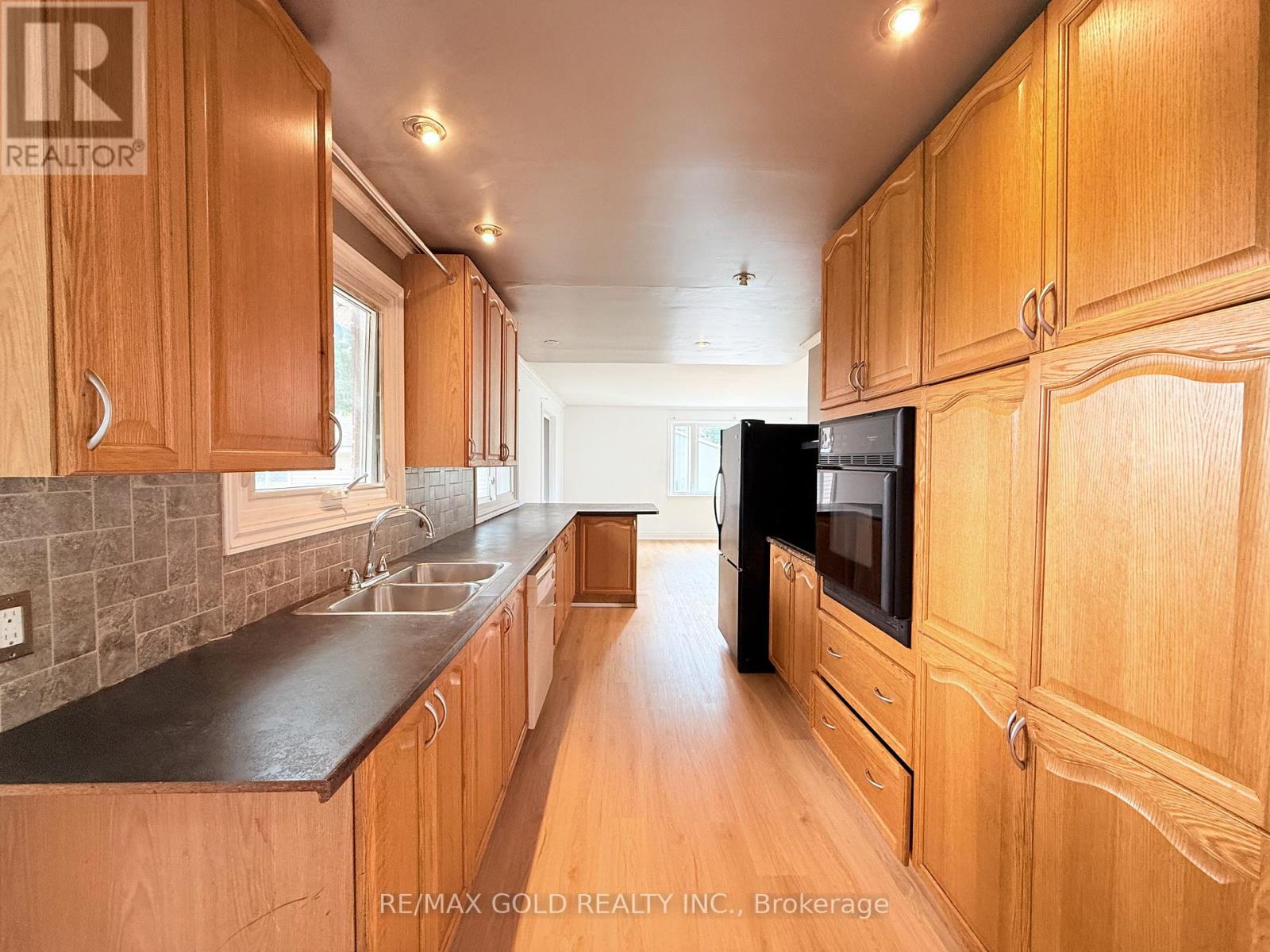 9456 Eighth Line, Halton Hills (Rural Halton Hills), Ontario  L7G 4S5 - Photo 16 - W13640220